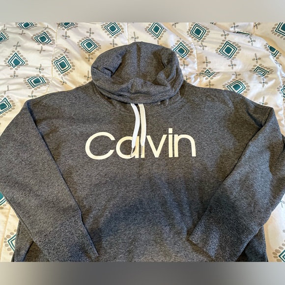 ❌SOLD❌ CALVIN KLINE SWEATER - Picture 3 of 5